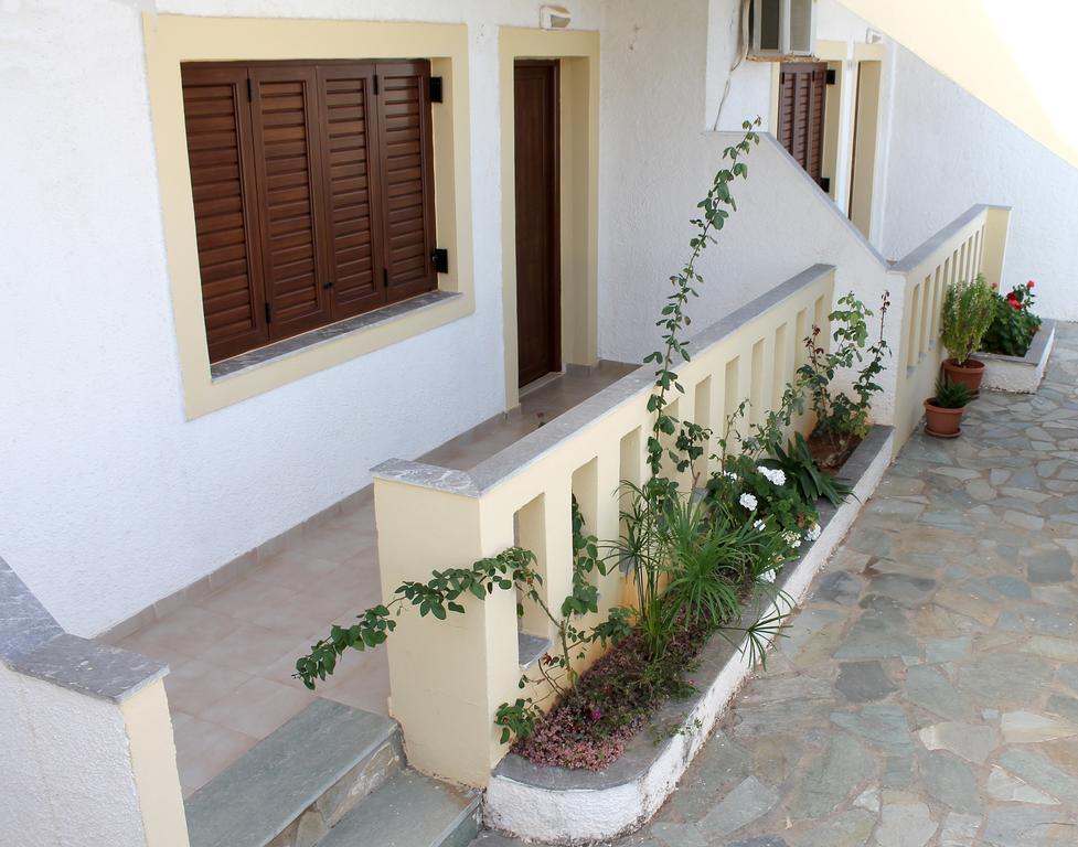 Flamingo Apartments Palekastro Exterior foto